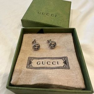 Gucci Stud Earrings With Interlocking G Motif in Aged Sterling Silver